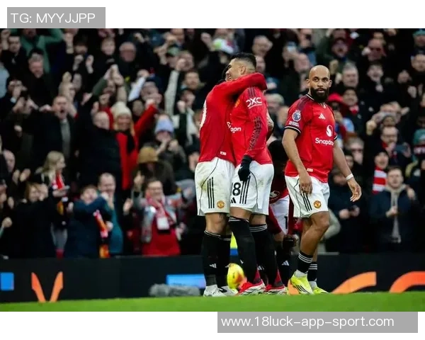 英超精彩对决曼城热刺互交白卷维拉小蜜蜂争夺激烈曼联绝杀富勒姆逆转胜利 英超精彩对决曼城热刺互交白卷维拉小蜜蜂争夺激烈曼联绝杀富勒姆逆转胜利